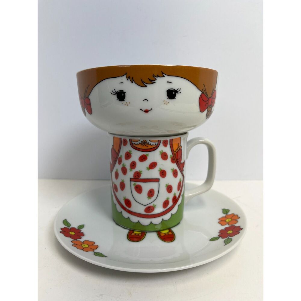 Vintage 1970s Strawberry Girl Stackable Child Dish Set Bowl Mug Plate 3 Pc